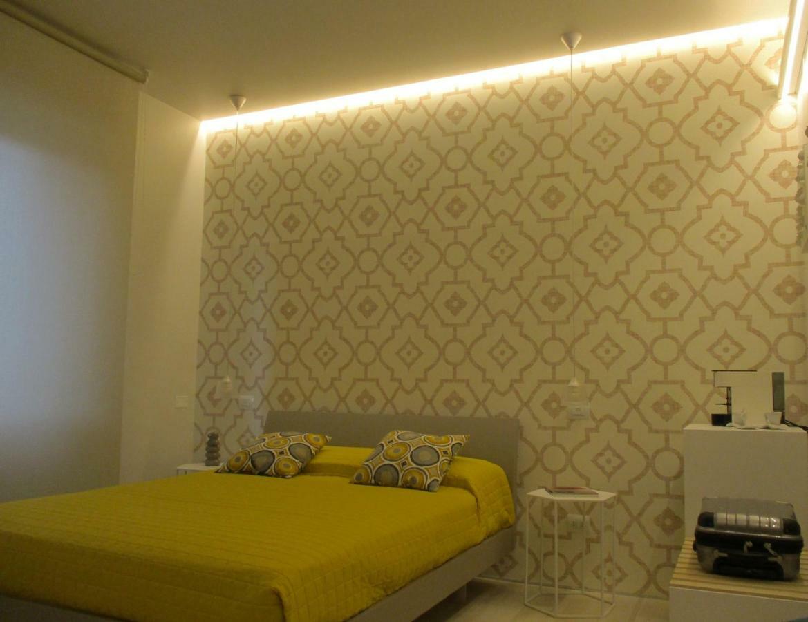 Mediterranean Concept House Hotel La Spezia Bagian luar foto